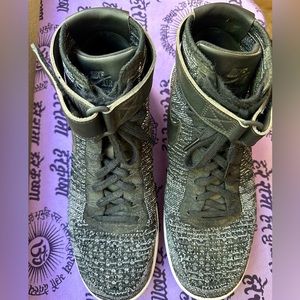 Nike high top sneaker